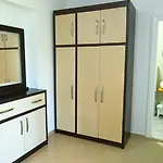 Park Bujari Otel *