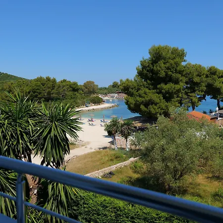 Park Bujari Ξενοδοχείο Εξαμίλιο