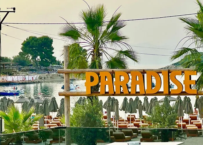 Park Bujari Εξαμίλιο