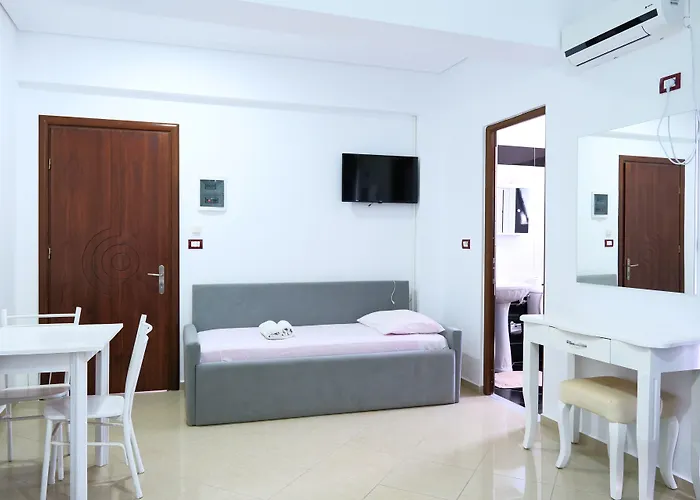 Park Bujari Εξαμίλιο